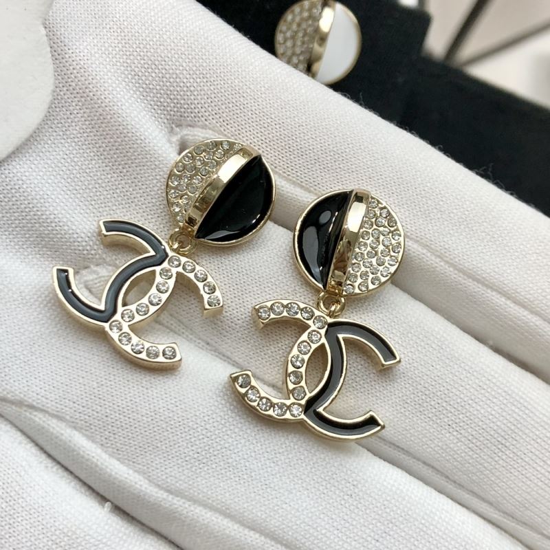 Ch**el earrings